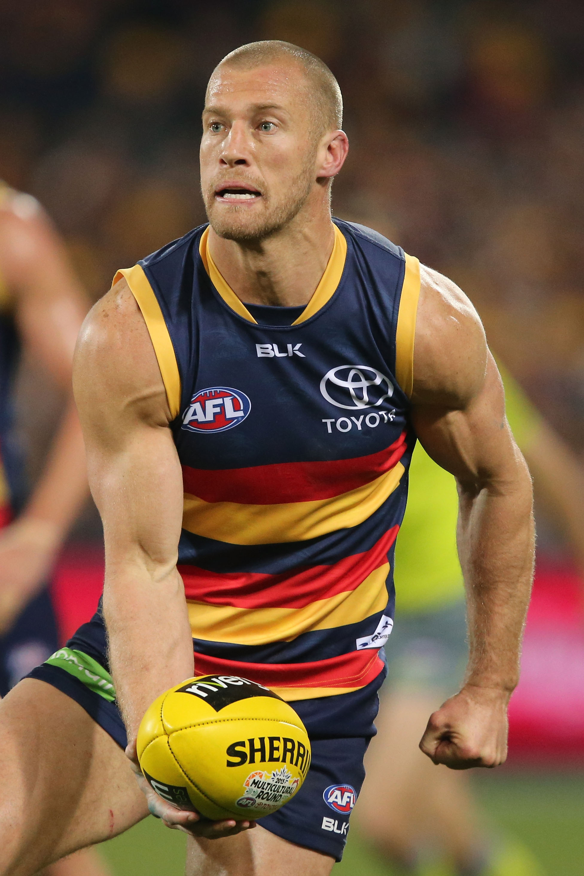 Crows veteran signs for another season - AFL.com.au