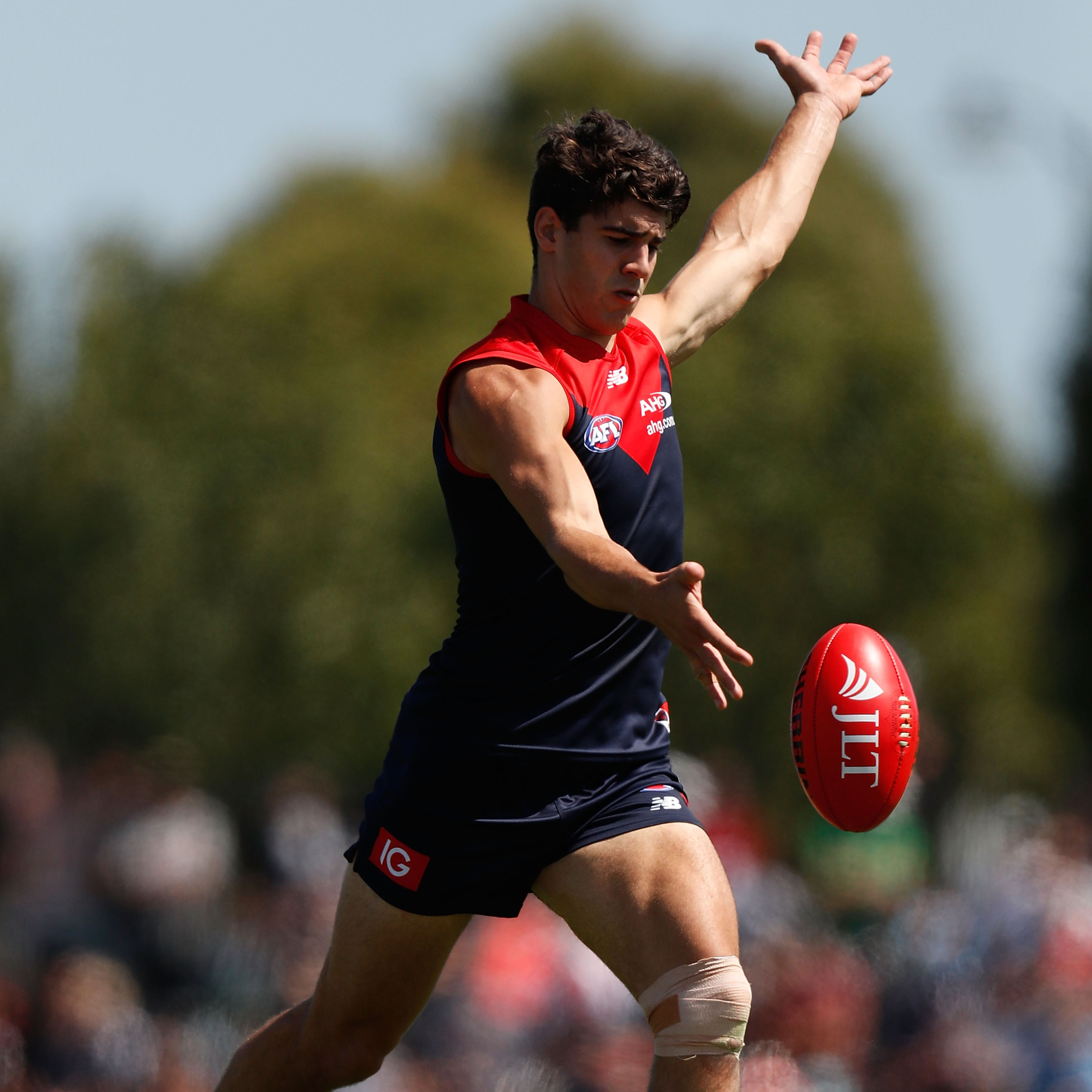 Melbourne forwards share the spoils Melbourne forwards share the spoils