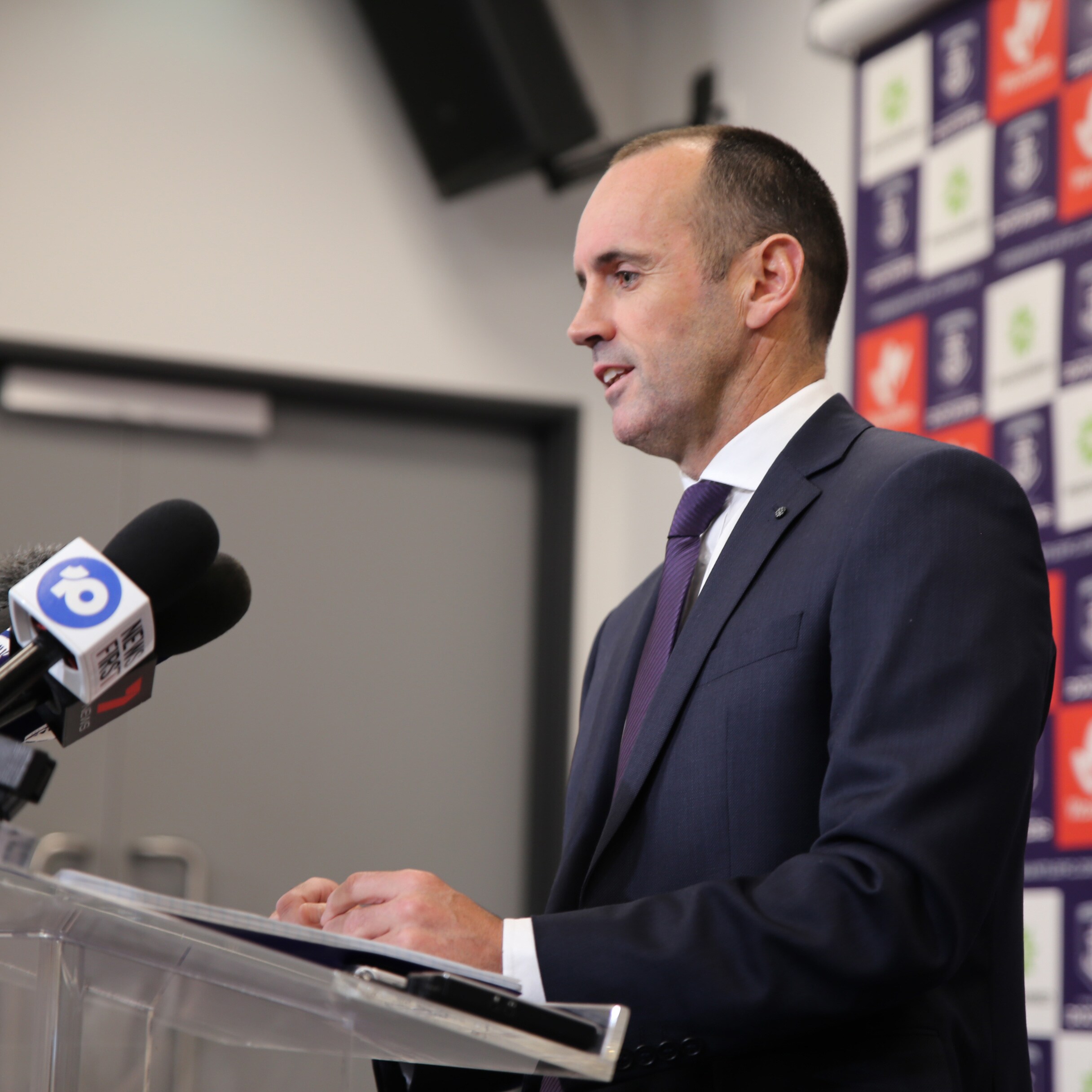 On The Couch They Were Manic Fremantlefc Com Au
