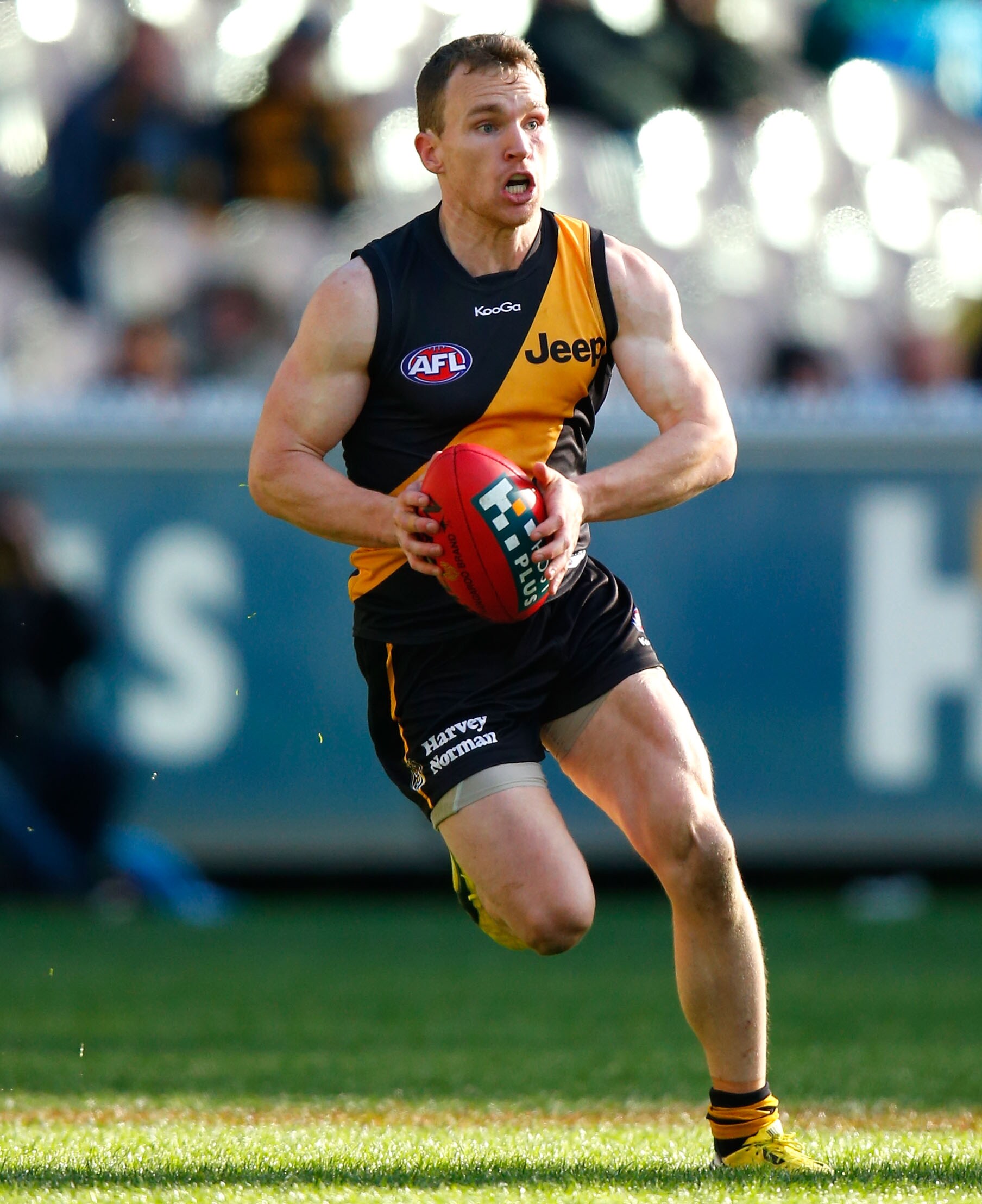 Foley's fightback finals axe drives 'Axel'