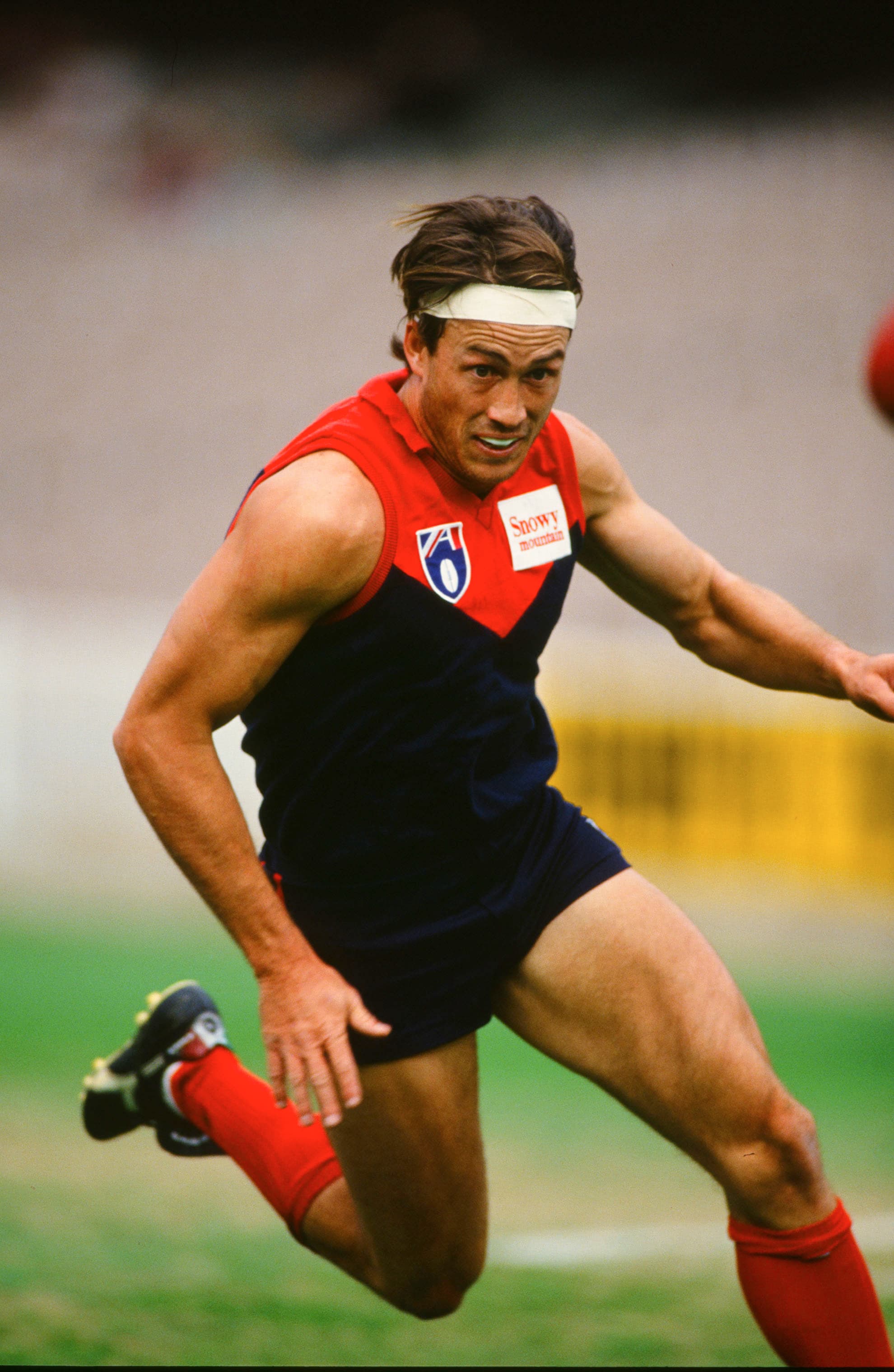 Retro Moments with Todd Viney - melbournefc.com.au