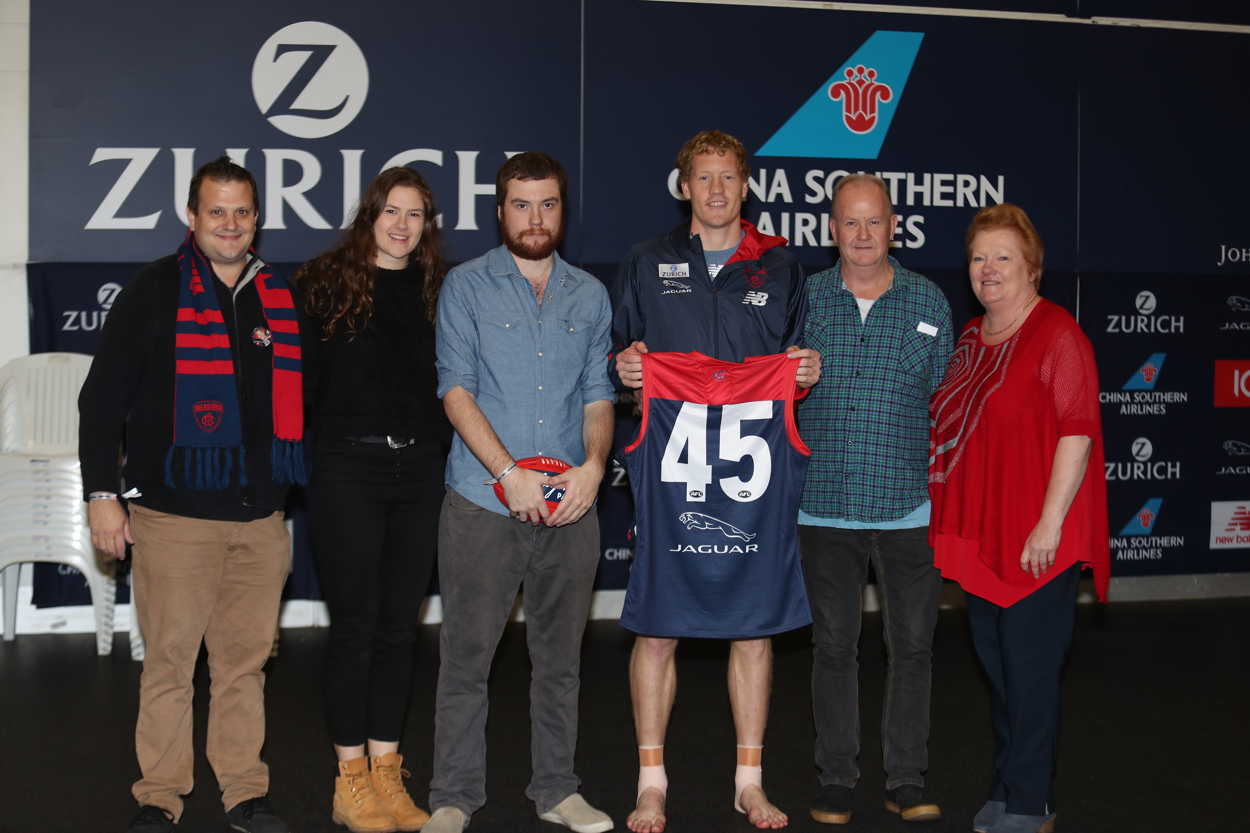 Round 7 Recap: Dees cling on in thriller