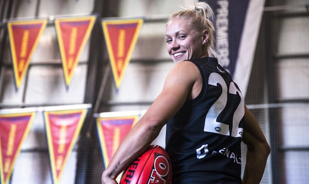 AFLW 2022: Port Adelaide Power captain Erin Phillips continues dad Greg  Phillips' legacy