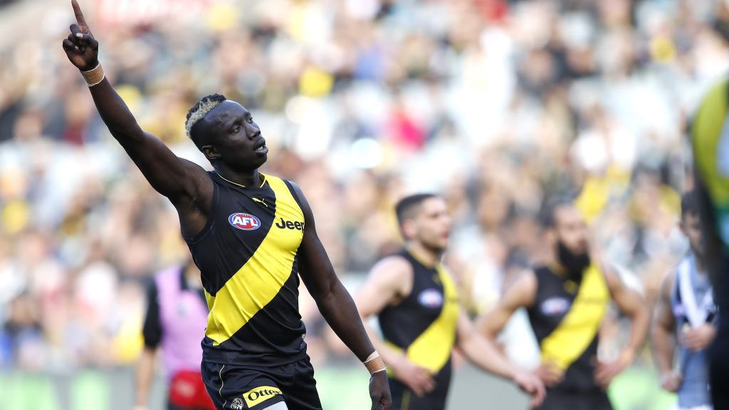 Tiger ruck duo re-sign