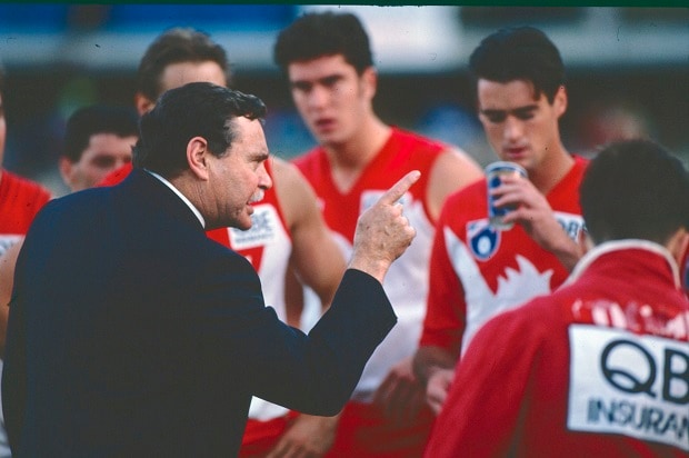 Ron Barassi May 1993 2.jpg