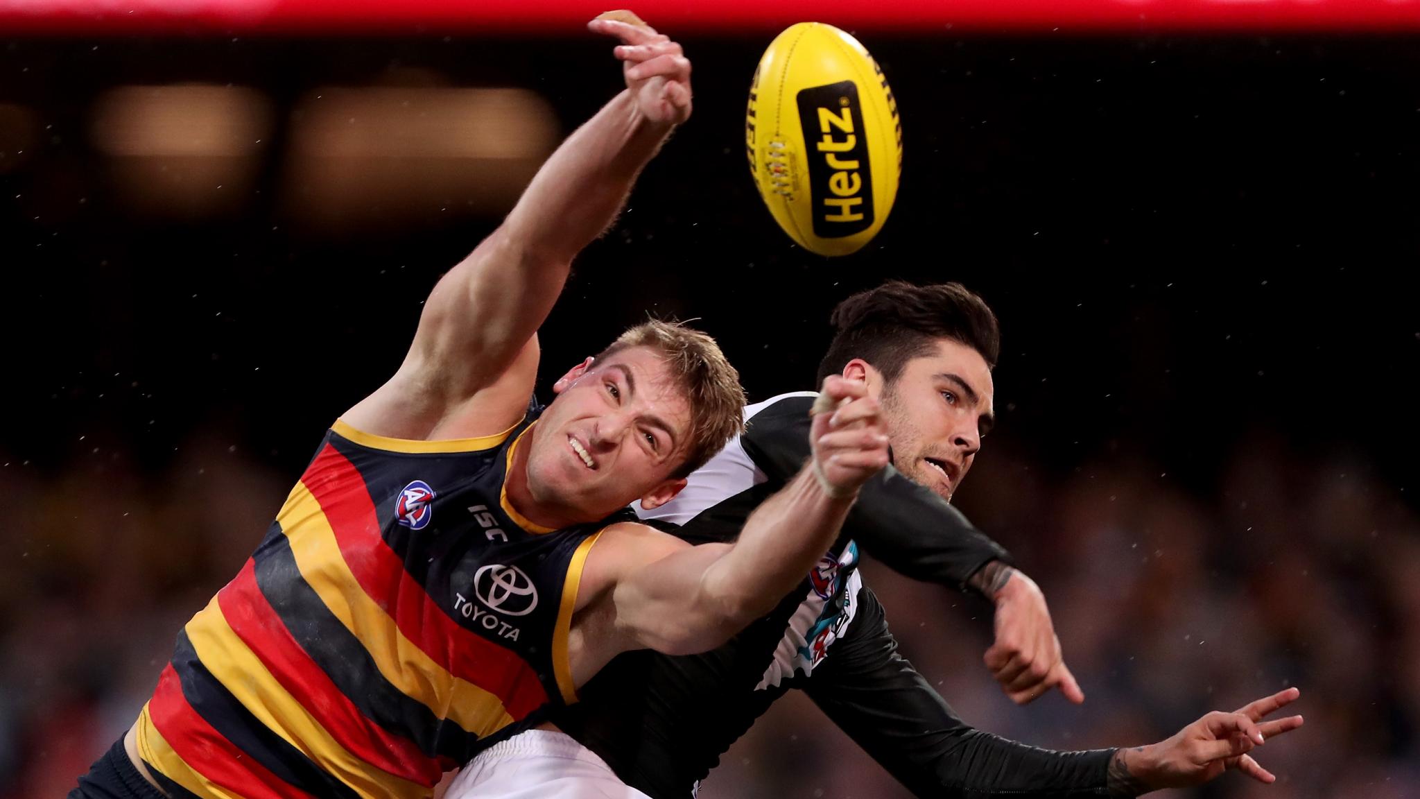 Fremantle Dockers young gun Darcy Tucker cleared of ligament damage to his  knee