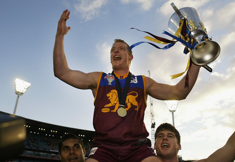 AFL 2003 Grand Final - Collingwood v Brisbane Michael Voss with the 2003 premiership cup - AFL,Grand Final