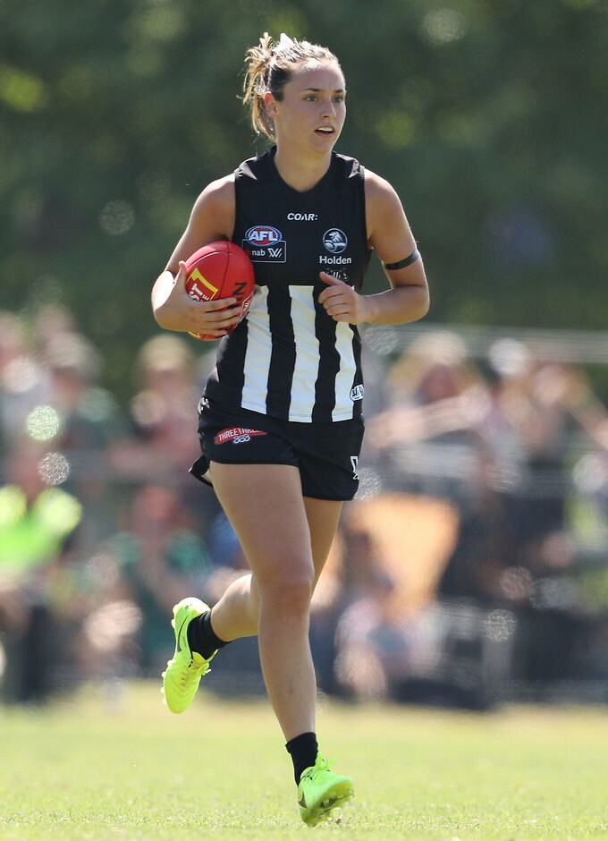 AFLW 2017 Rd 06 - Collingwood v GWS Giants MELBOURNE, AUSTRALIA - MARCH 12: Nicola Stevens of the Magpies runs with the ball during the round six AFL Women's match between the Collingwood Magpies and the Greater Western Sydney Giants at Olympic Park on March 12, 2017 in Melbourne, Australia. (Photo by Scott Barbour/Getty Images)