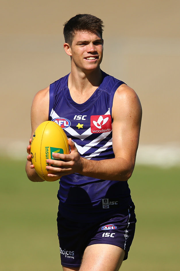 Former Docker Set To Boost Suns Defence AFL au