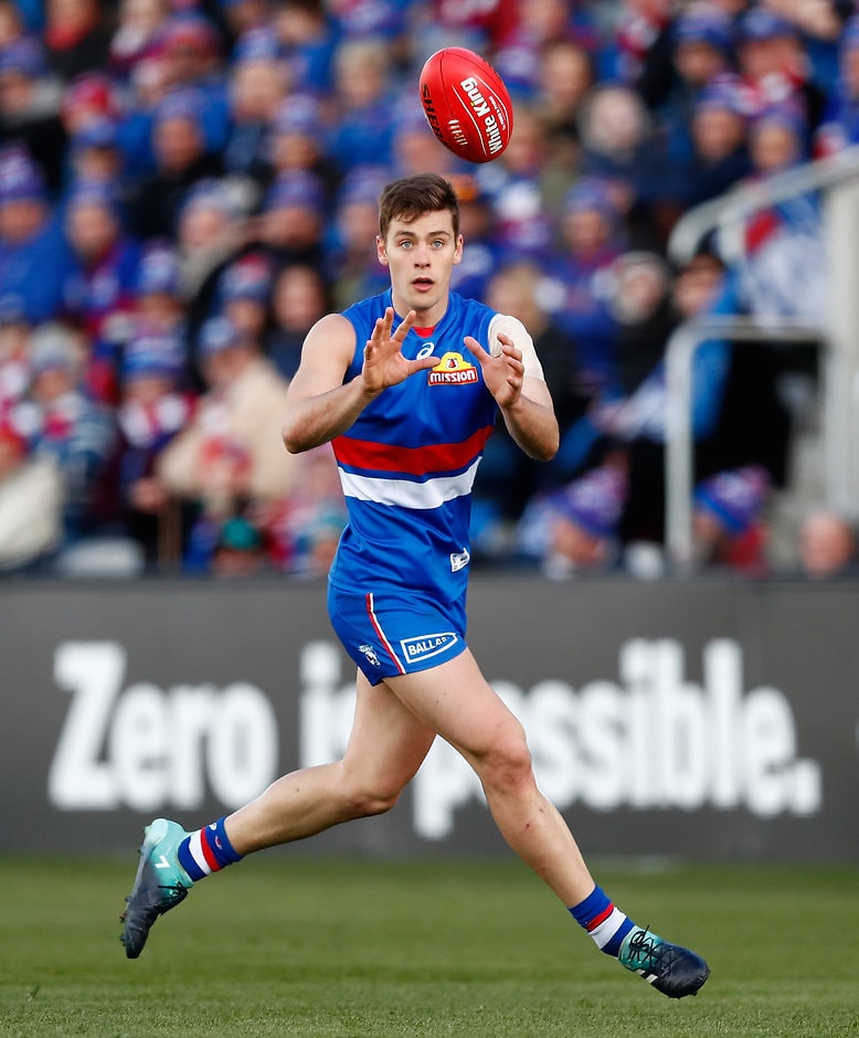 AFL 2017 Round 22 - Western Bulldogs v Port Adelaide Josh Dunkley suffered an injury-plagued season in 2017 - AFL,Western Bulldogs,Josh Dunkley