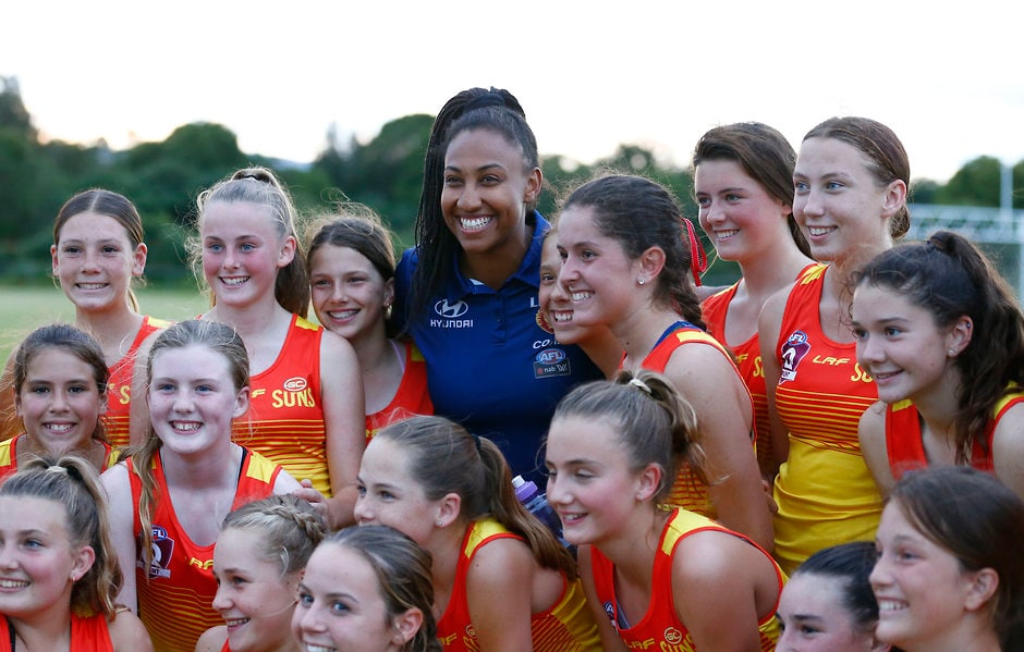 AFLW 2017 Training - Gold Coast 161117 GOLD COAST, AUSTRALIA - NOVEMBER 16: Sabrina Frederick-Traub interacts with kids during the AFLW Gold Coast open training session at Carrara on November 16, 2017 in Gold Coast, Australia. (Photo by Jason O'Brien/AFL Media)