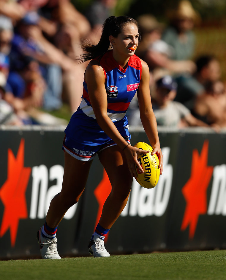 AFLW: 'Freakish' Dog out to shed Boomer pain - AFL.com.au