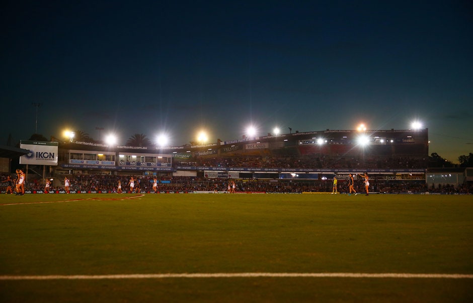 AFLW 2018 Rd 03 - Carlton v Brisbane Lions coach Craig Starcevich says lighting at Ikon Park may cause safety issues - AFLW,Brisbane Lions,Carlton Blues