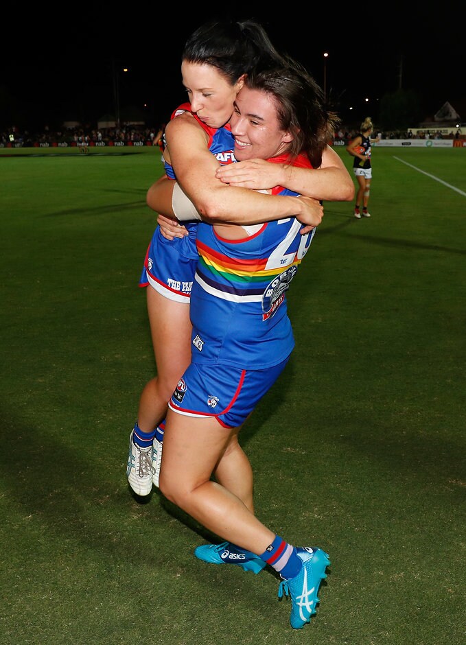 AFLW 2018 Rd 04 - Western Bulldogs v Carlton
