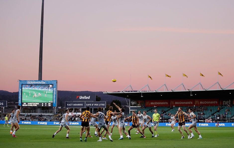 AFL 2018 JLT Community Series - Hawthorn v Carlton LAUNCESTON, AUSTRALIA - MARCH 10: A general view during the AFL 2018 JLT Community Series match between the Hawthorn Haws and the Carlton Blues at UTAS Stadium on March 10, 2018 in Launceston, Australia. (Photo by Michael Willson/AFL Media)