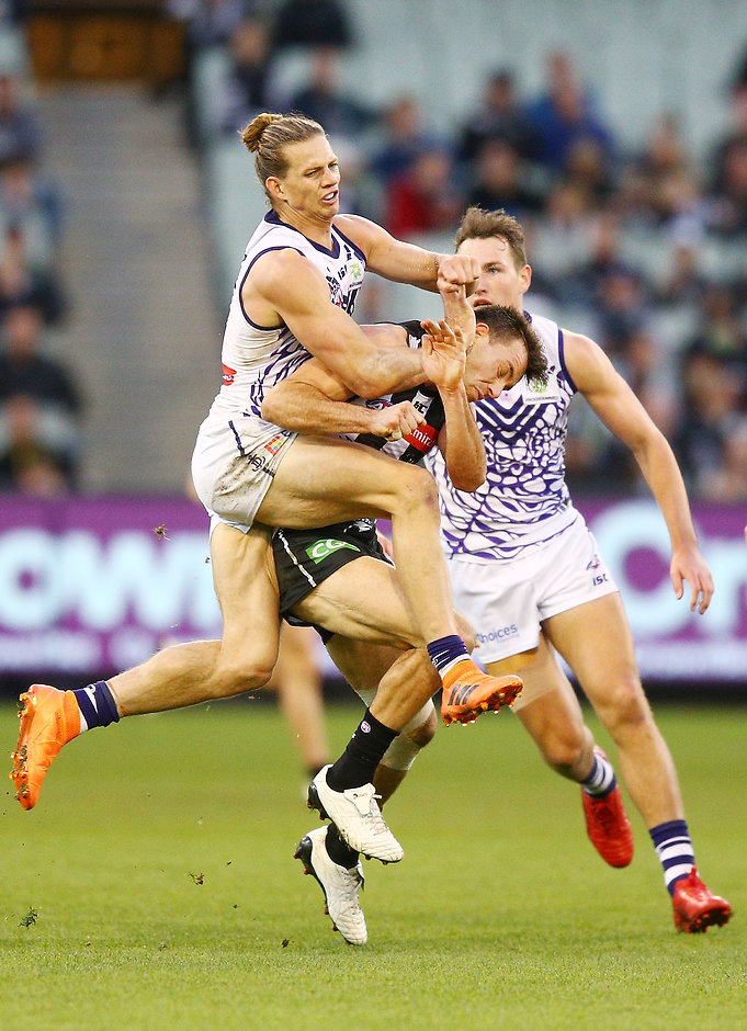 AFL 2018 Round 11 - Collingwood v Fremantle Nat Fyfe hits Levi Greenwood with a high arm - AFL,Tribunal,Nat Fyfe,Brownlow