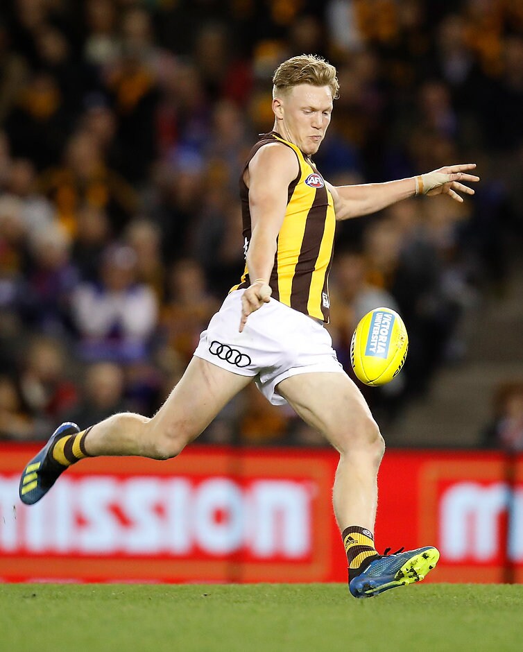 AFL 2018 Round 16 - Western Bulldogs v Hawthorn MELBOURNE, AUSTRALIA - JULY 07: James Sicily of the Hawks kicks the ball during the 2018 AFL round 16 match between the Western Bulldogs and the Hawthorn Hawks at Etihad Stadium on July 07, 2018 in Melbourne, Australia. (Photo by Michael Willson/AFL Media)