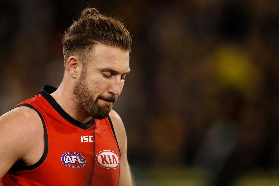 AFL 2018 Round 22 - Richmond v Essendon Versatile Bomber Cale Hooker - AFL,Essendon Bombers,Cale Hooker,Injuries
