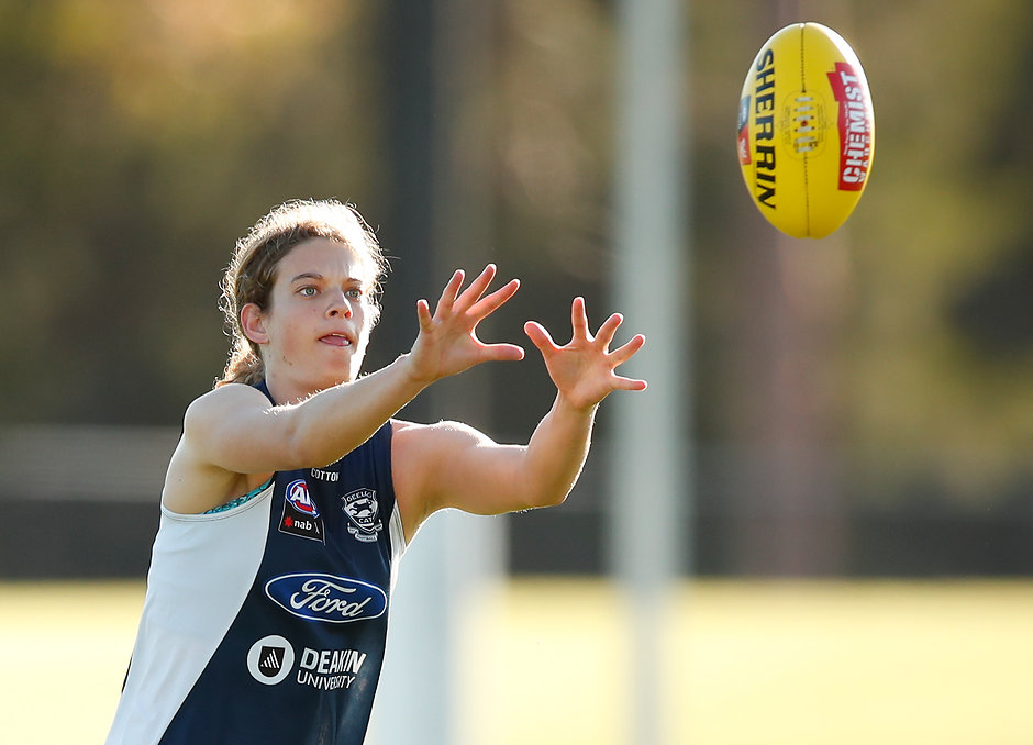 AFLW 2018 Training - Geelong Cats 291118 Nina Morrison completing a session at Deakin University earlier this year. - Geelong Cats,Nina Morrison