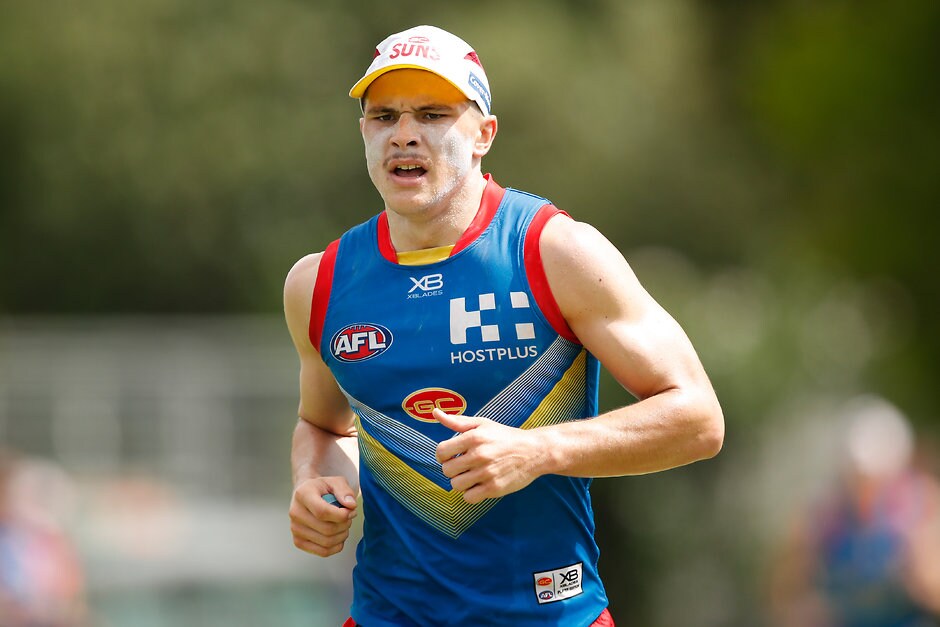 AFL 2018 Training - Gold Coast 131218 Sun Ben Ainsworth hits the track - AFL,Gold Coast Suns,Ben Ainsworth