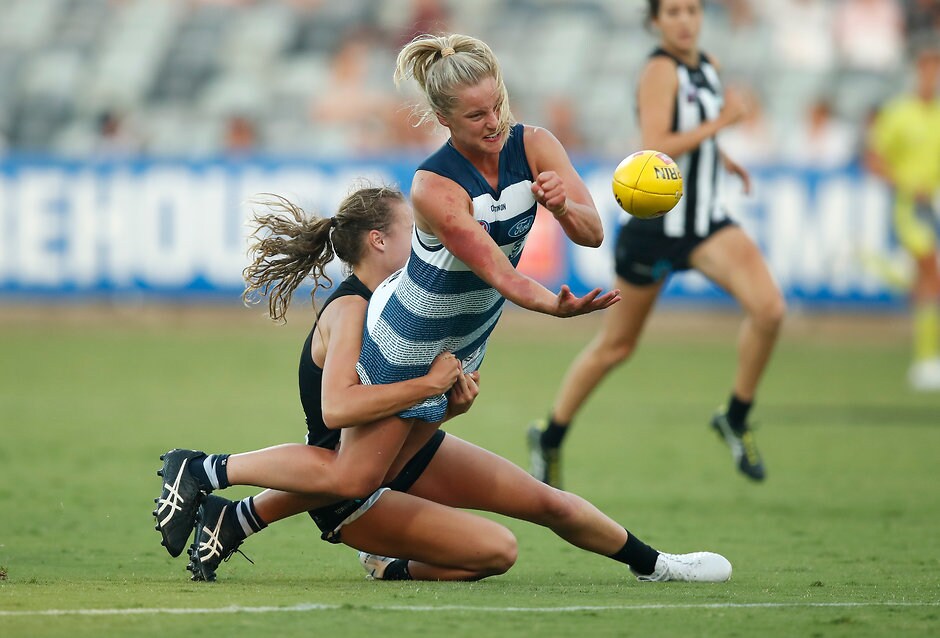 AFLW 2019 Rd 01 - Geelong v Collingwood Jordan Ivey in action against Collingwood in round one. - Geelong Cats,Jordan Ivey,Phoebe McWilliams