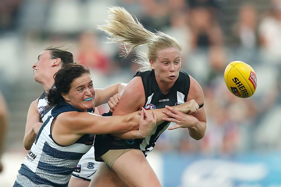 AFLW 2019 Rd 01 - Geelong v Collingwood Meghan McDonald spoils Collingwood forward Sarah D'Arcy - Geelong Cats,Meghan McDonald