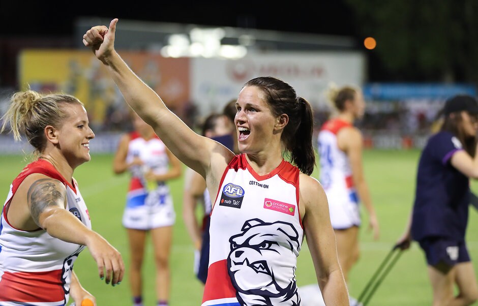 AFLW 2019 Rd 01 - Adelaide v Western Bulldogs St Kilda has again bolstered its AFLW list, trading in Emma Mackie and Claudia Whitfort. - St Kilda Saints,AFLW