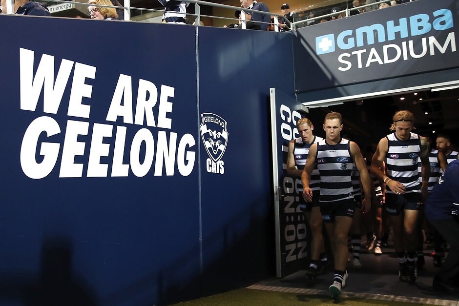 AFL 2019 Round 06 - Geelong v West Coast GEELONG, AUSTRALIA - APRIL 28: Joel Selwood of the Cats leads his side on to the ground after half time during the 2019 AFL round 06 match between the Geelong Cats and the West Coast Eagles at GMHBA Stadium on April 28, 2019 in Geelong, Australia. (Photo by Dylan Burns/AFL Photos)