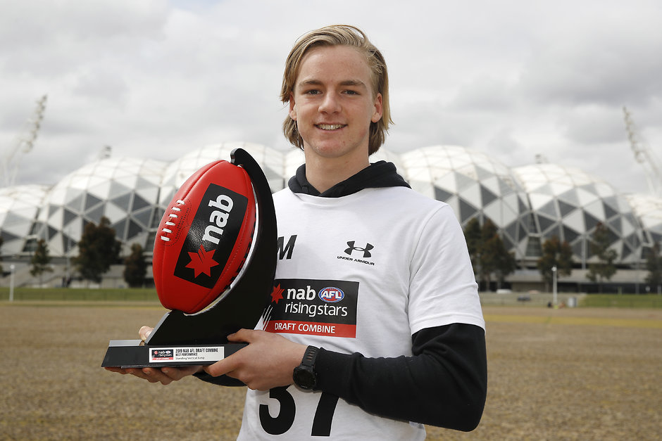 AFL 2019 Media - AFL Draft Combine Miles Bergman with his award for winning the standing vertical jump test. Picture: AFL Photos - AFL,Draft,Tag-Draft,Draft Combine